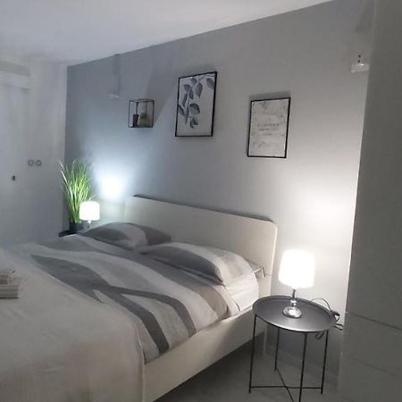 Studio Apartments Igor فيرسار المظهر الخارجي الصورة