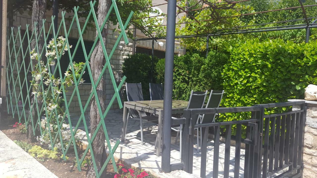 Studio Apartments Igor فيرسار المظهر الخارجي الصورة